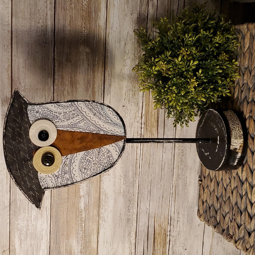 Adorable Handcrafted Whimsical Owl Statue 🦉